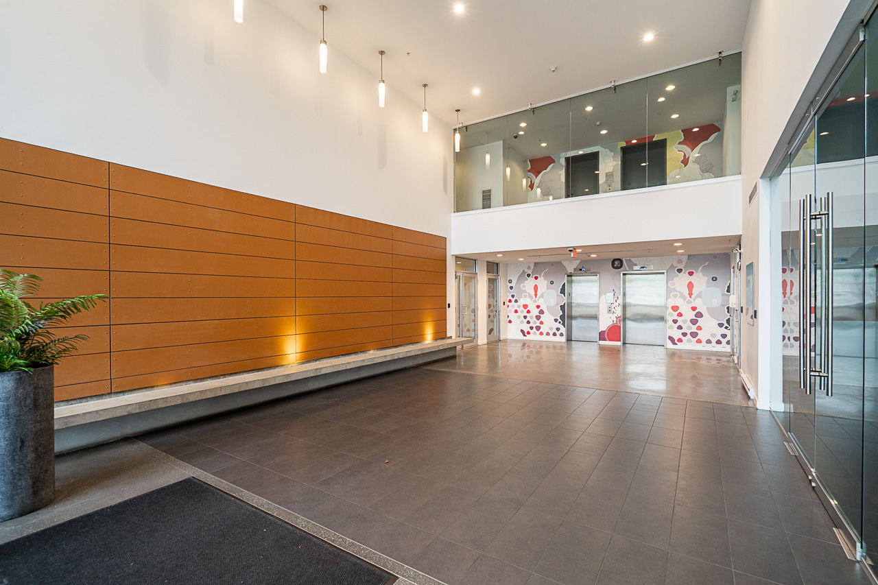 #417 – 256 E. 2nd Avenue